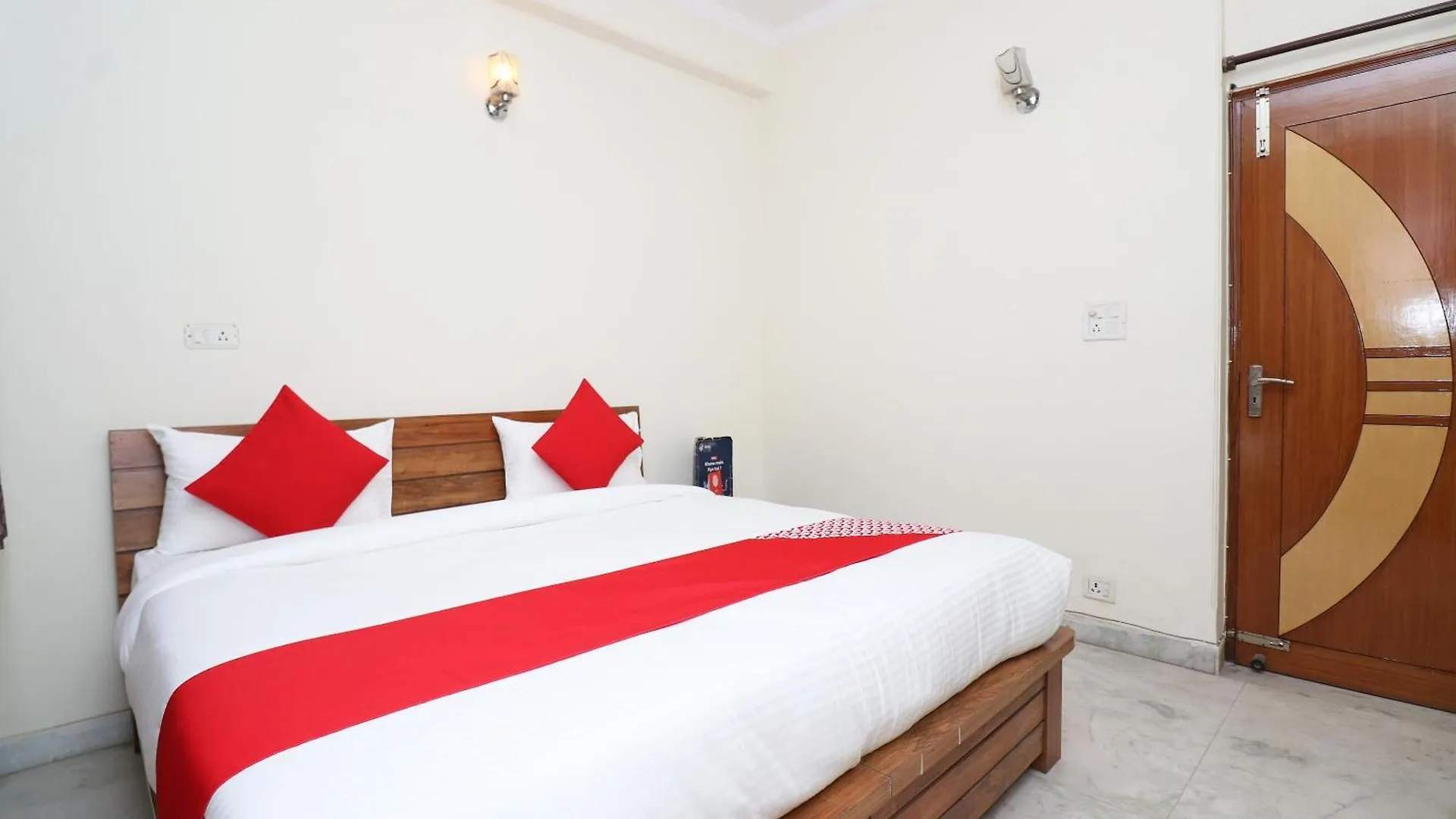 Hotel O Blue Heaven Near Omaxe Celebration Mall Gurgaon